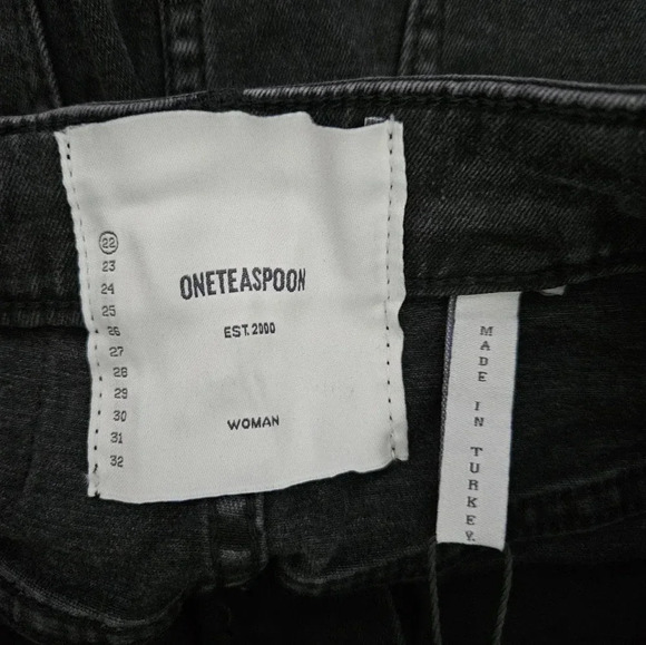 2020 mini skirt in black swan size 22 one teaspoon NWT - Picture 3 of 7